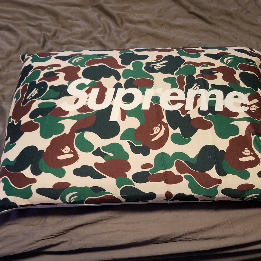 Supreme pillow case